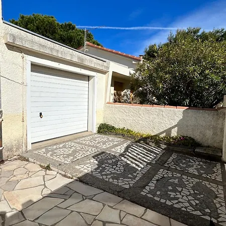 Maison Familiale A Saint-cyprien, Proche Et Commerces - Fr-1-732-75 Saint-Cyprien (Pyrenees-Orientales)