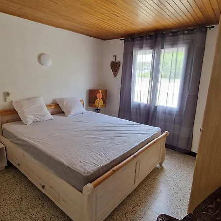 Maison Familiale A Saint-cyprien, Proche Et Commerces - Fr-1-732-75 * Saint-Cyprien (Pyrenees-Orientales)