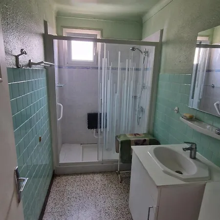 Maison Familiale A Saint-cyprien, Proche Et Commerces - Fr-1-732-75 Holiday home *