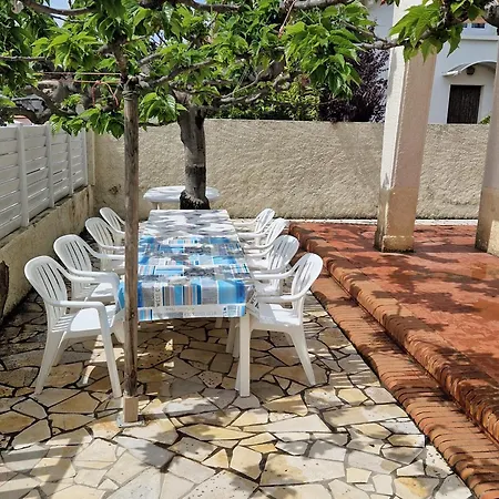 Maison Familiale A Saint-cyprien, Proche Et Commerces - Fr-1-732-75 Saint-Cyprien (Pyrenees-Orientales)